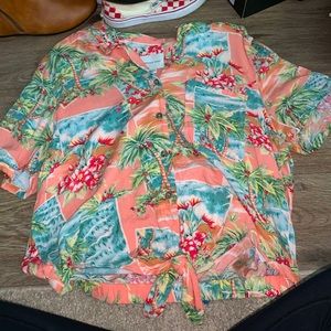American Eagle Cropped Tie Front Hawaiian Button Up